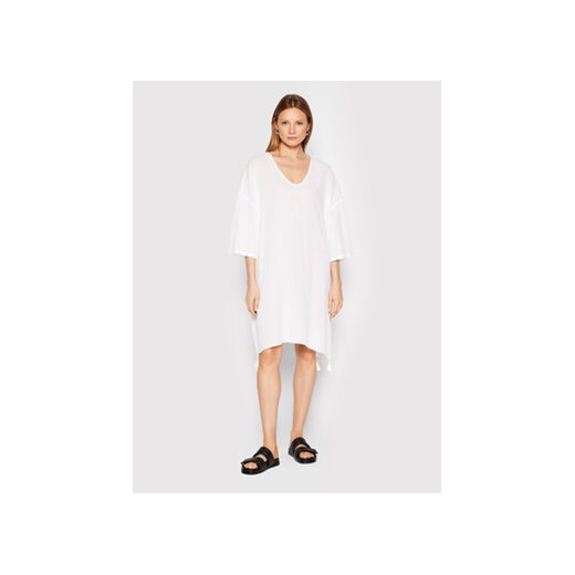 Max Mara Beachwear Sukienka letnia Paglie 32210328 Biały Oversize ze sklepu MODIVO w kategorii Sukienki - zdjęcie 168627244