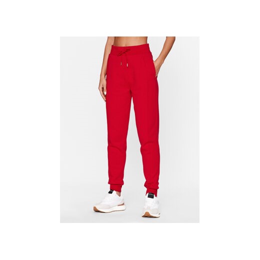 Guess Spodnie dresowe V3BB14 KBXX1 Czerwony Regular Fit ze sklepu MODIVO w kategorii Spodnie damskie - zdjęcie 168630851