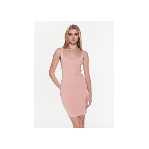 Guess Sukienka dzianinowa Mirage Anise W2YK0C Z2XY0 Różowy Slim Fit ze sklepu MODIVO w kategorii Sukienki - zdjęcie 168631782