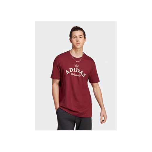 adidas T-Shirt Graphics Archive IC5763 Bordowy Regular Fit ze sklepu MODIVO w kategorii T-shirty męskie - zdjęcie 168633241
