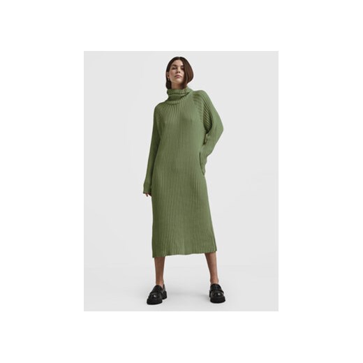 YAS Sukienka dzianinowa Mavi 26028660 Zielony Regular Fit ze sklepu MODIVO w kategorii Sukienki - zdjęcie 168634862