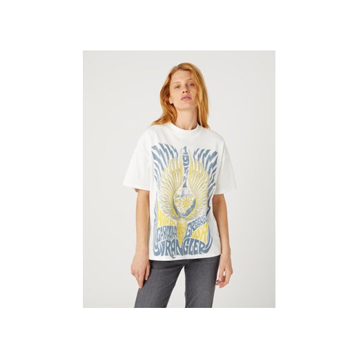 Wrangler T-Shirt Girlfriend W7R9EEW04 112334760 Biały Regular Fit ze sklepu MODIVO w kategorii Bluzki damskie - zdjęcie 168638161