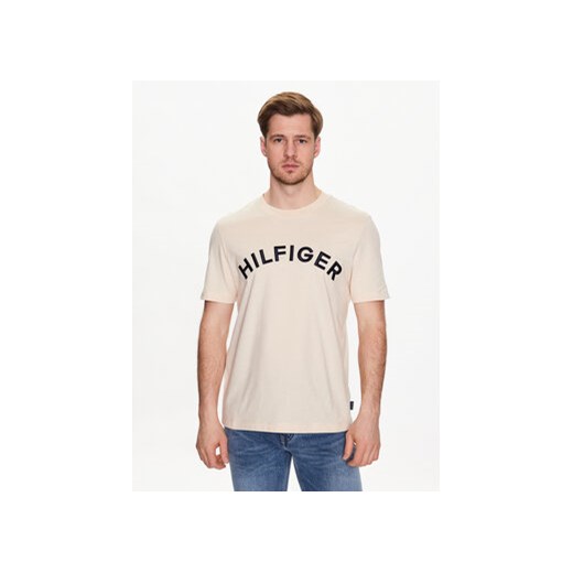 Tommy Hilfiger T-Shirt Arched MW0MW30055 Beżowy Regular Fit ze sklepu MODIVO w kategorii T-shirty męskie - zdjęcie 168644060