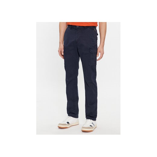 Napapijri Spodnie materiałowe Yasuni NP0A4H1G Granatowy Regular Fit ze sklepu MODIVO w kategorii Spodnie męskie - zdjęcie 168646912
