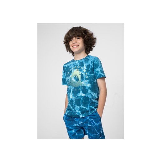 4F T-Shirt 4FJSS23TTSHM283 Kolorowy Regular Fit ze sklepu MODIVO w kategorii T-shirty chłopięce - zdjęcie 168648372