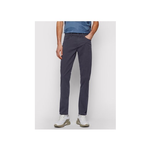 Boss Spodnie materiałowe Delaware 3-5-20 50449504 Granatowy Slim Fit ze sklepu MODIVO w kategorii Spodnie męskie - zdjęcie 168652101