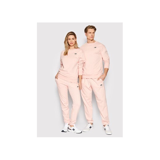 New Balance Bluza Unisex UT21501 Różowy Relaxed Fit ze sklepu MODIVO w kategorii Bluzy męskie - zdjęcie 168652963