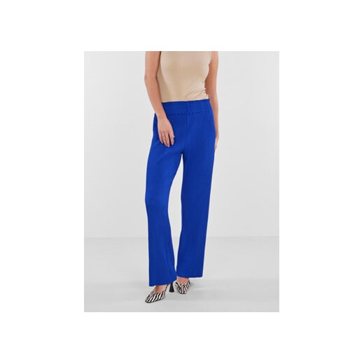 YAS Spodnie materiałowe 26028051 Niebieski Regular Fit ze sklepu MODIVO w kategorii Spodnie damskie - zdjęcie 168653914