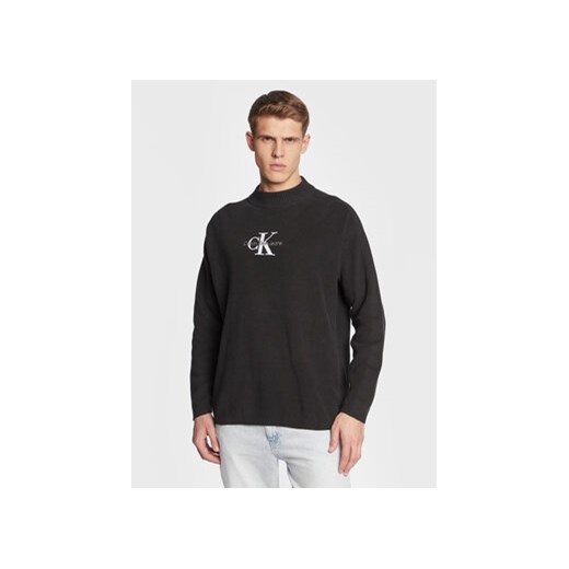 Calvin Klein Jeans Sweter J30J322460 Czarny Loose Fit ze sklepu MODIVO w kategorii Swetry męskie - zdjęcie 168654372