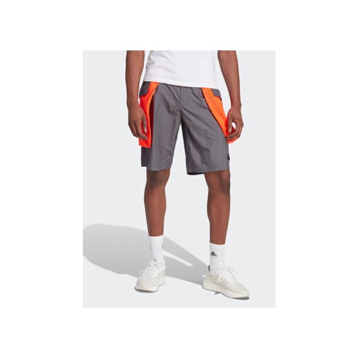 adidas Szorty sportowe City Escape Premium Shorts IC3730 Szary Loose Fit ze sklepu MODIVO w kategorii Spodenki męskie - zdjęcie 168658004