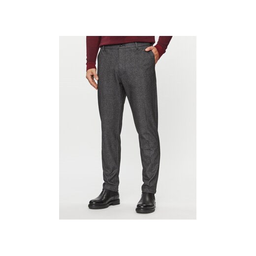 Boss Spodnie materiałowe Kane-L 50501138 Szary Regular Fit ze sklepu MODIVO w kategorii Spodnie męskie - zdjęcie 168664622