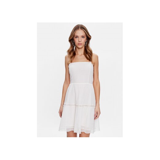 Guess Sukienka letnia Safa W3GK0M WEID0 Biały Regular Fit ze sklepu MODIVO w kategorii Sukienki - zdjęcie 168664851