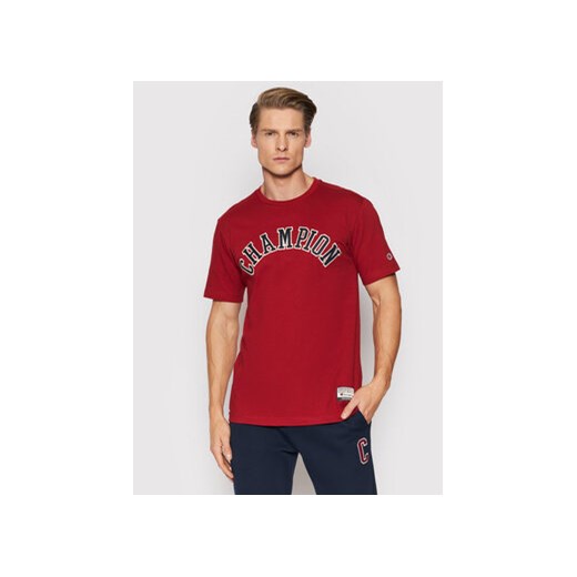 Champion T-Shirt Collegiate Logo 216575 Czerwony Regular Fit ze sklepu MODIVO w kategorii T-shirty męskie - zdjęcie 168665971