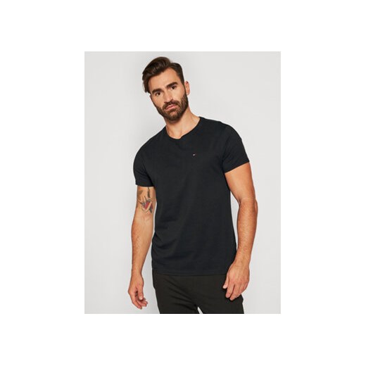 Tommy Jeans T-Shirt DM0DM04411 Czarny Regular Fit ze sklepu MODIVO w kategorii T-shirty męskie - zdjęcie 168672571