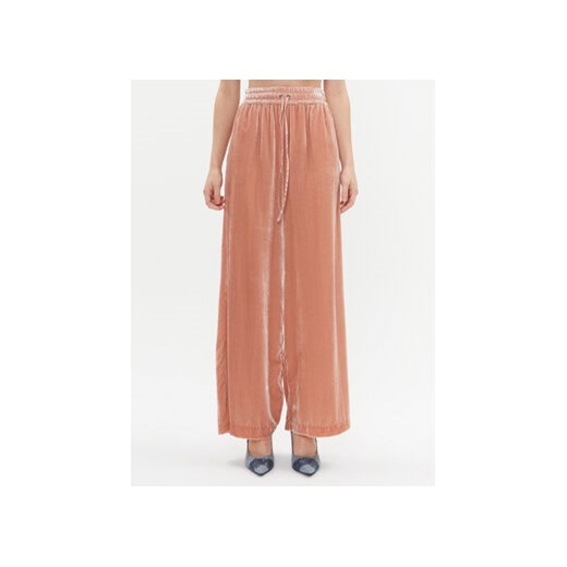 TWINSET Spodnie materiałowe 232TT2202 Różowy Relaxed Fit ze sklepu MODIVO w kategorii Spodnie damskie - zdjęcie 168673192