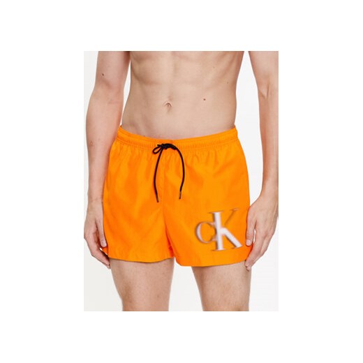 Calvin Klein Swimwear Szorty kąpielowe KM0KM00801 Pomarańczowy Regular Fit ze sklepu MODIVO w kategorii Kąpielówki - zdjęcie 168680621