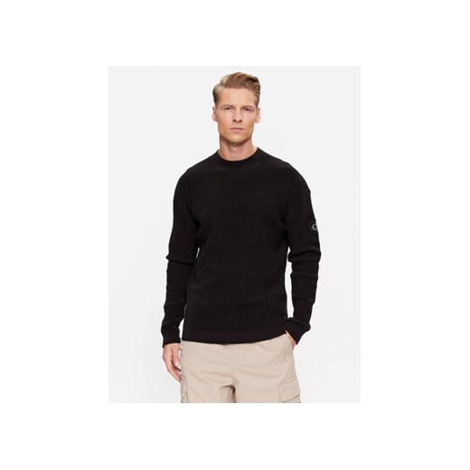 Calvin Klein Jeans Sweter J30J323986 Czarny Regular Fit ze sklepu MODIVO w kategorii Swetry męskie - zdjęcie 168686183