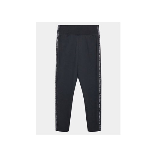 Calvin Klein Jeans Legginsy J20J221203 Czarny Regular Fit ze sklepu MODIVO w kategorii Spodnie damskie - zdjęcie 168687602