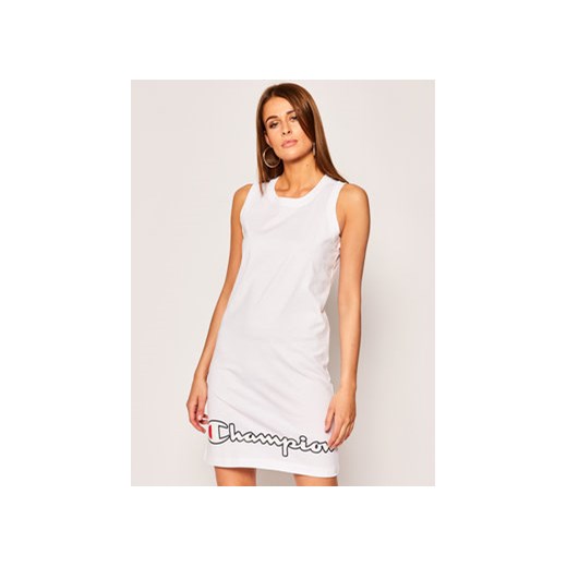 Champion Sukienka codzienna Script Logo Ribbed Trim 112657 Biały Regular Fit ze sklepu MODIVO w kategorii Sukienki - zdjęcie 168688970