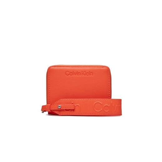 Calvin Klein Duży Portfel Damski Gracie Wallet W/Strap Md K60K611387 Pomarańczowy ze sklepu MODIVO w kategorii Portfele damskie - zdjęcie 168691334