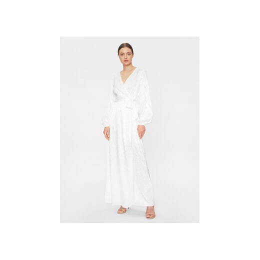 YAS Sukienka wieczorowa 26030290 Biały Regular Fit ze sklepu MODIVO w kategorii Sukienki - zdjęcie 168695672