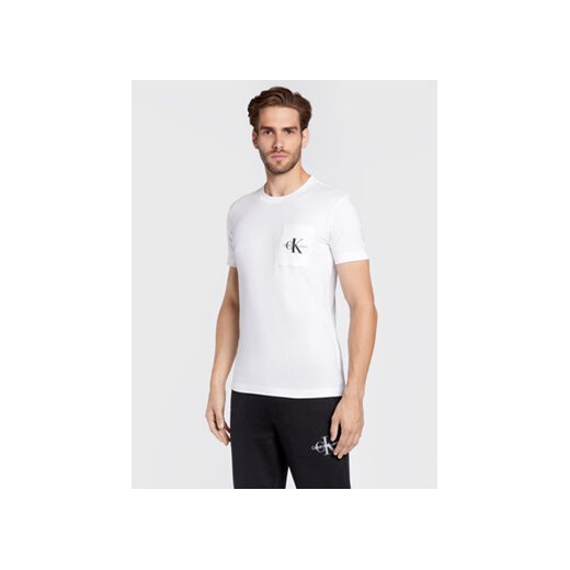Calvin Klein Jeans T-Shirt J30J320936 Biały Slim Fit ze sklepu MODIVO w kategorii T-shirty męskie - zdjęcie 168697010