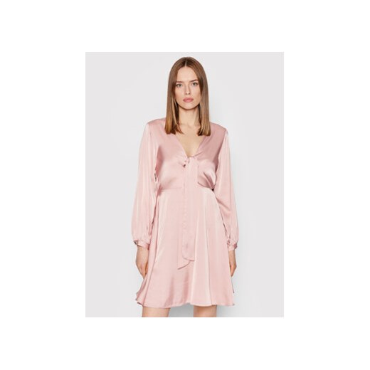 Rinascimento Sukienka codzienna CFC0107551003 Różowy Regular Fit ze sklepu MODIVO w kategorii Sukienki - zdjęcie 168698461