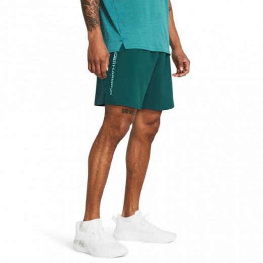 Męskie spodenki treningowe Under Armour UA Tech Woven Wordmark Short - zielone ze sklepu Sportstylestory.com w kategorii Spodenki męskie - zdjęcie 168699772