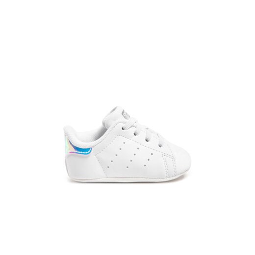 adidas Sneakersy Stan Smith Crib FY7892 Biały ze sklepu MODIVO w kategorii Buciki niemowlęce - zdjęcie 168725374