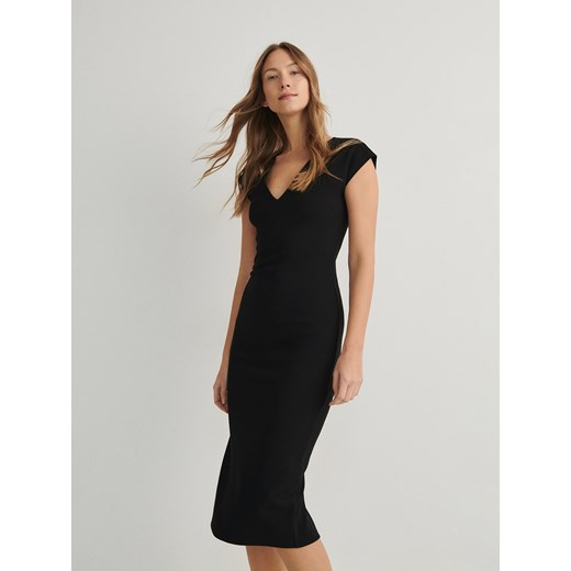 Reserved - Dopasowana sukienka midi - czarny ze sklepu Reserved w kategorii Sukienki - zdjęcie 168731982