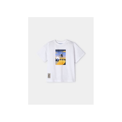 Mayoral T-Shirt 3015 Biały Regular Fit ze sklepu MODIVO w kategorii T-shirty chłopięce - zdjęcie 168756771