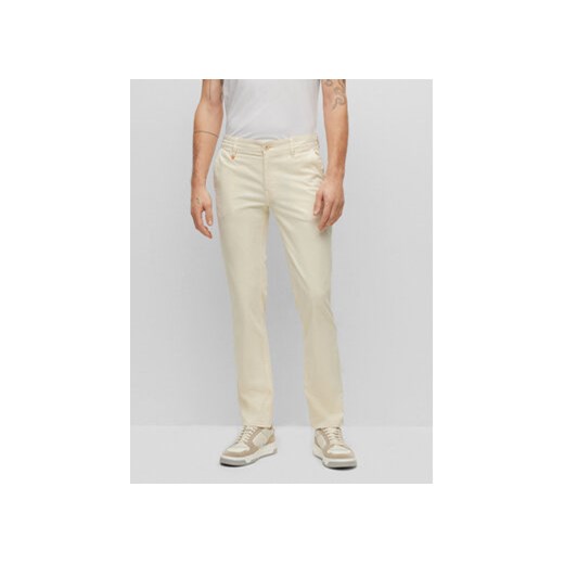 Boss Spodnie materiałowe 50470813 Beżowy Slim Fit ze sklepu MODIVO w kategorii Spodnie męskie - zdjęcie 168761604