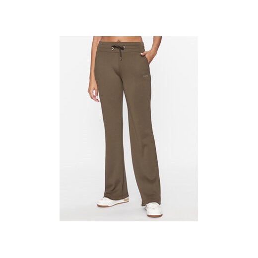 Guess Spodnie dresowe V3BB11 KB212 Brązowy Regular Fit ze sklepu MODIVO w kategorii Spodnie damskie - zdjęcie 168769072