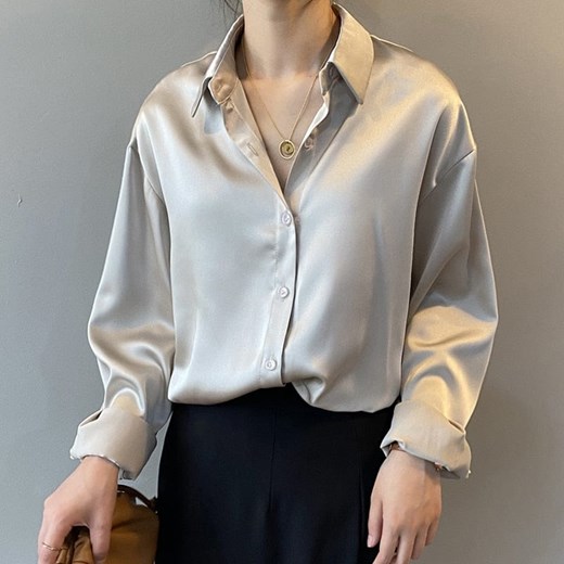 Elegancka Koszula Satynowa ze sklepu ParinePL w kategorii Koszule damskie - zdjęcie 168795102