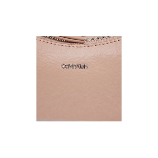 Calvin Klein Torebka Ck Must Soft Crossbody Bag_Pearl K60K611916 Szary Calvin Klein uniwersalny MODIVO
