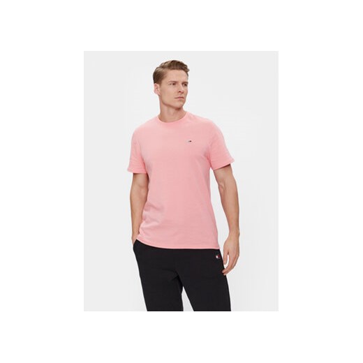 Tommy Jeans T-Shirt Classic DM0DM09598 Różowy Regular Fit ze sklepu MODIVO w kategorii T-shirty męskie - zdjęcie 168827170