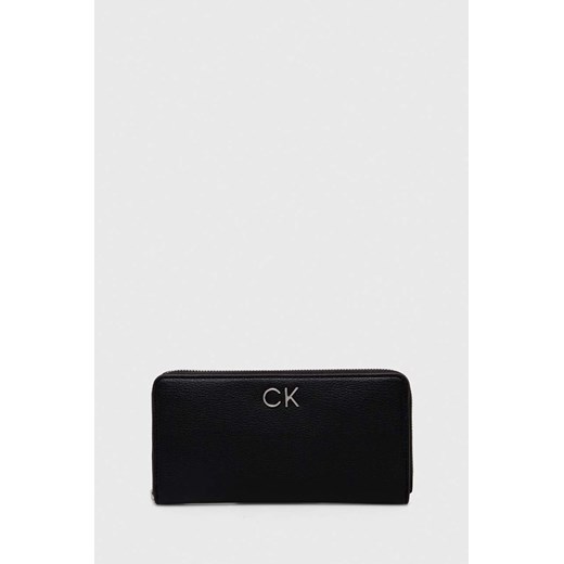 Calvin Klein portfel damski kolor czarny ze sklepu ANSWEAR.com w kategorii Portfele damskie - zdjęcie 168841321