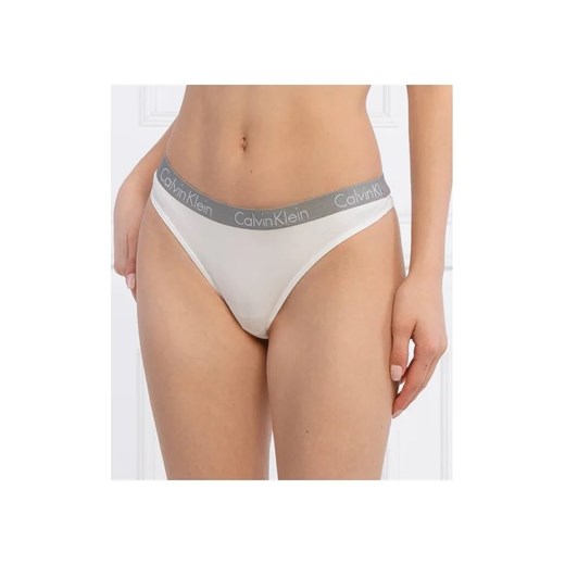Calvin Klein Underwear Stringi ze sklepu Gomez Fashion Store w kategorii Majtki damskie - zdjęcie 168926584