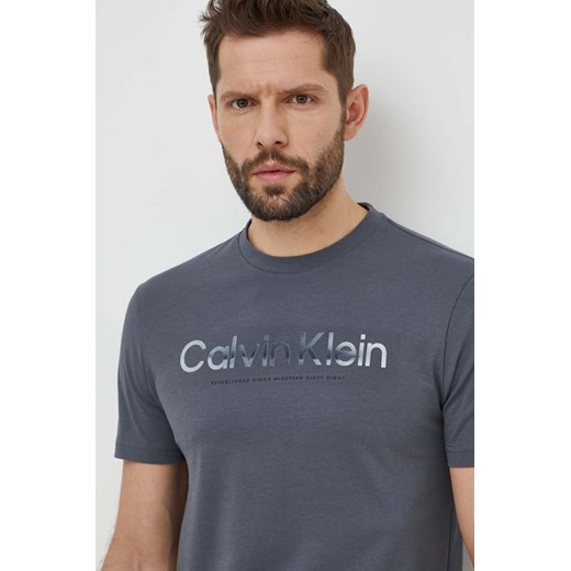 Calvin Klein t-shirt bawełniany męski kolor szary z nadrukiem ze sklepu ANSWEAR.com w kategorii T-shirty męskie - zdjęcie 168936662