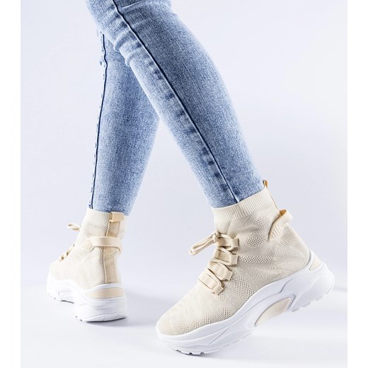 Beżowe wysokie sneakersy Vigatto ze sklepu gemre w kategorii Buty sportowe damskie - zdjęcie 168963853