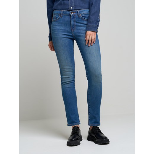 Spodnie jeans damskie Adela Straight 440 ze sklepu Big Star w kategorii Jeansy damskie - zdjęcie 168974450