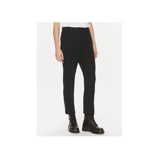 DAY Spodnie materiałowe Classic 100056 Czarny Regular Fit ze sklepu MODIVO w kategorii Spodnie damskie - zdjęcie 169018123