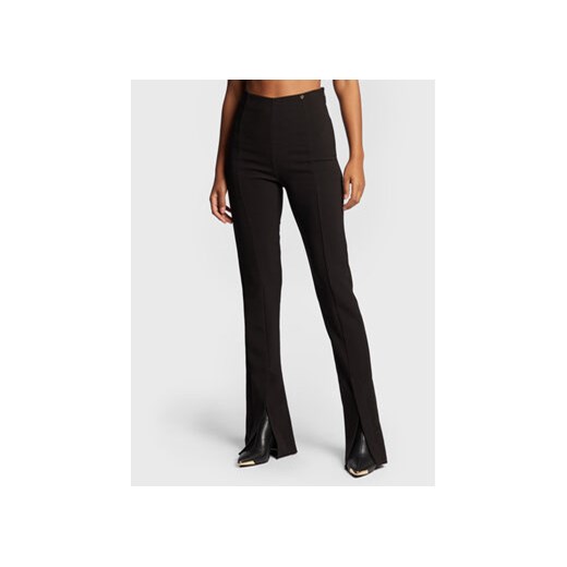 Nissa Spodnie materiałowe P13341 Czarny Regular Fit ze sklepu MODIVO w kategorii Spodnie damskie - zdjęcie 169018590