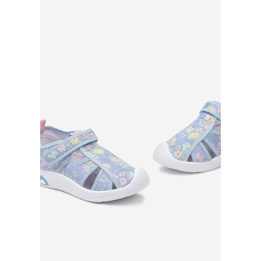 Kapcie dziecięce Born2be skórzane 