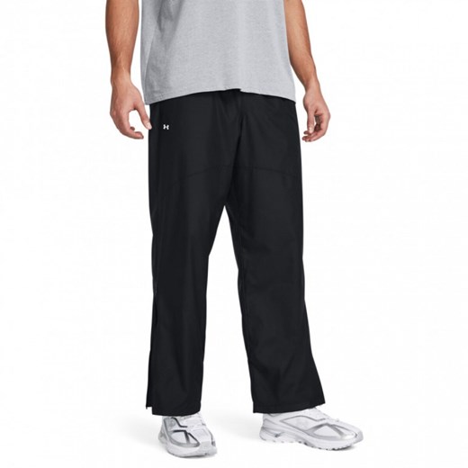 Męskie spodnie treningowe Under Armour UA Rush Woven Pants - czarne ze sklepu Sportstylestory.com w kategorii Spodnie męskie - zdjęcie 169160541