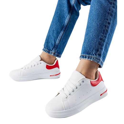 Biało-czerwone sneakersy Leland białe ze sklepu ButyModne.pl w kategorii Buty sportowe damskie - zdjęcie 169167350