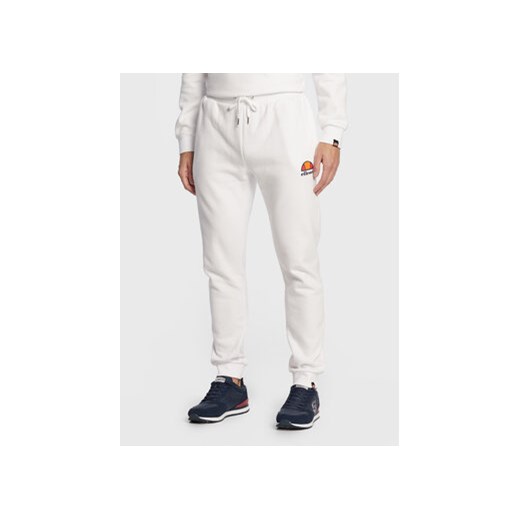 Ellesse Spodnie dresowe Ovest SHS01763 Biały Regular Fit ze sklepu MODIVO w kategorii Spodnie męskie - zdjęcie 169188630
