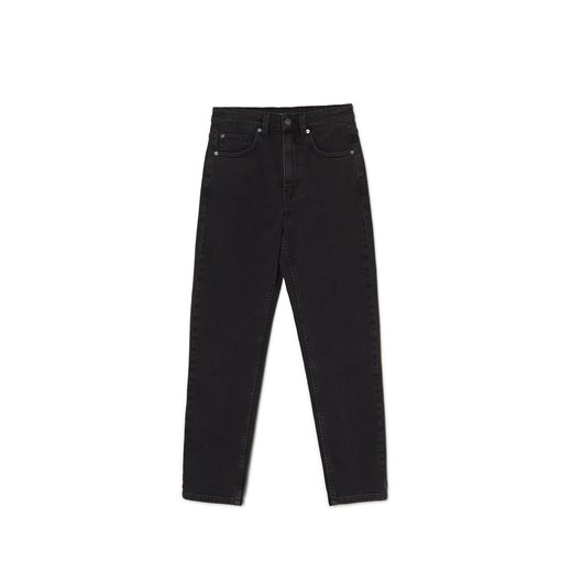 Cropp - Czarne jeansy mom slim PETITE - czarny ze sklepu Cropp w kategorii Jeansy damskie - zdjęcie 169197173