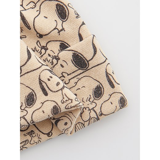 Reserved - Bawełniana czapka Snoopy - złamana biel Reserved 3-5 lat Reserved