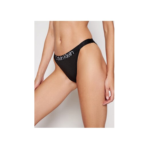 Calvin Klein Underwear Figi klasyczne 000QF6880E Czarny ze sklepu MODIVO w kategorii Majtki damskie - zdjęcie 169219503